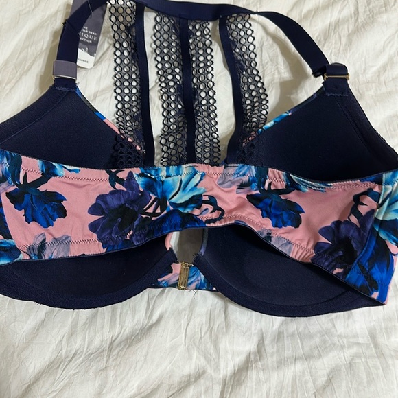 Cacique Floral Lace Bra in Navy and Pink - Picture 3 of 6